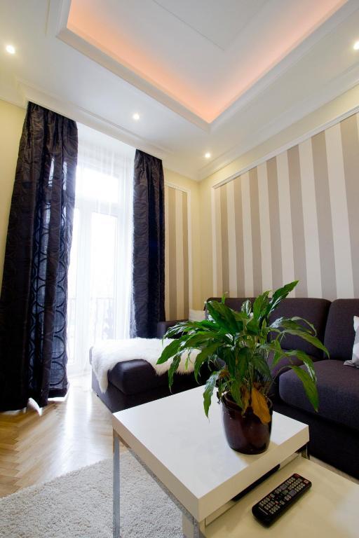 Elisabeth Bridge Apartmans Apartamento *